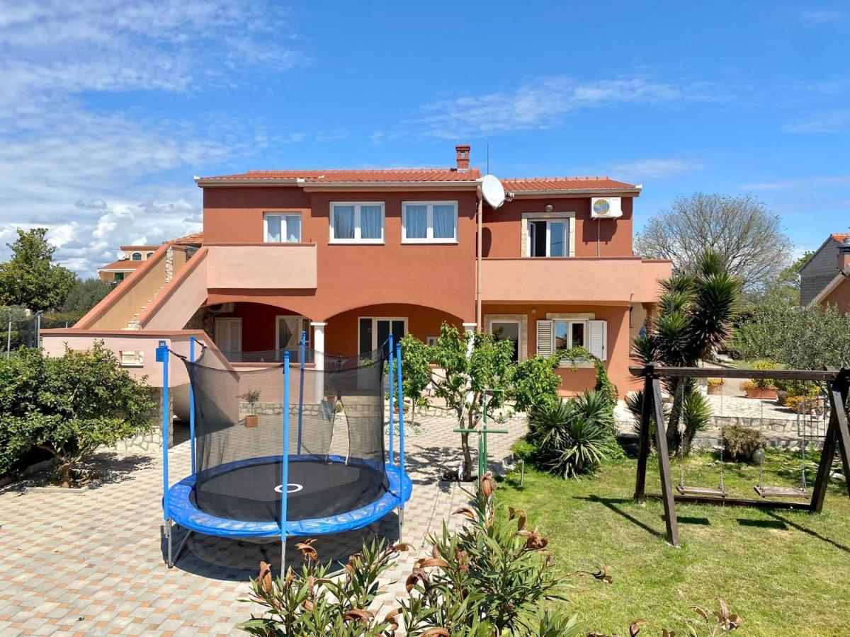 Apartmani Goga Biograd Na Moru Esterno foto