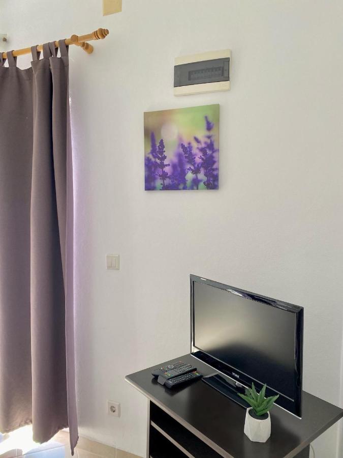 Apartmani Goga Biograd Na Moru Esterno foto
