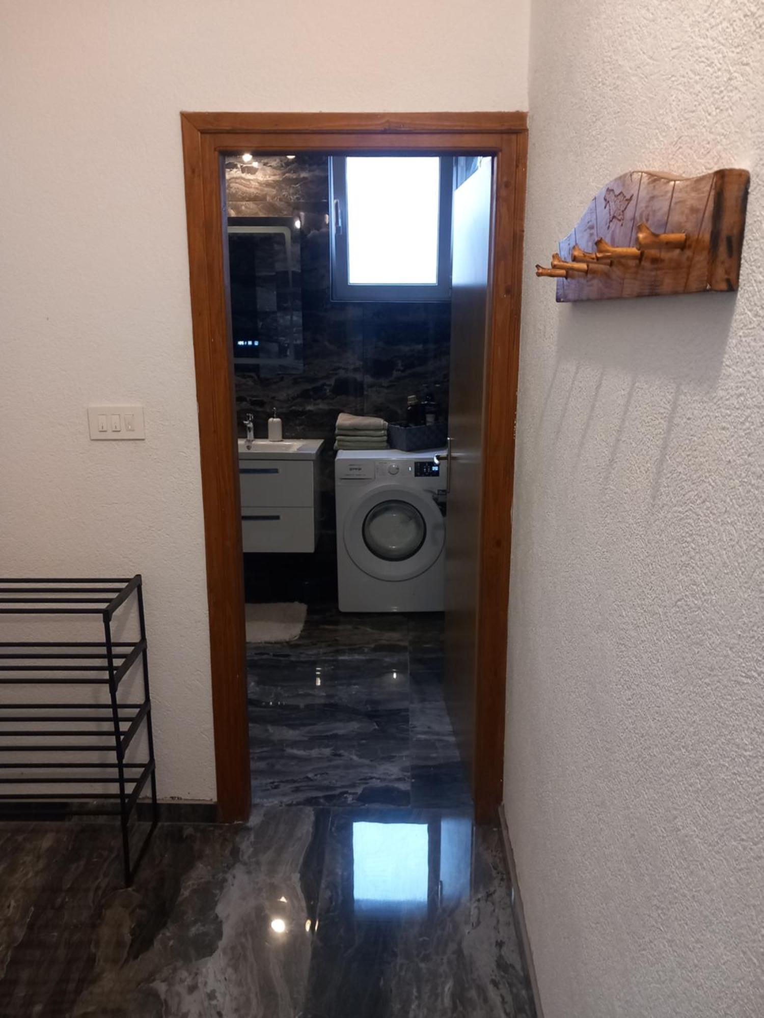 Apartmani Goga Biograd Na Moru Esterno foto