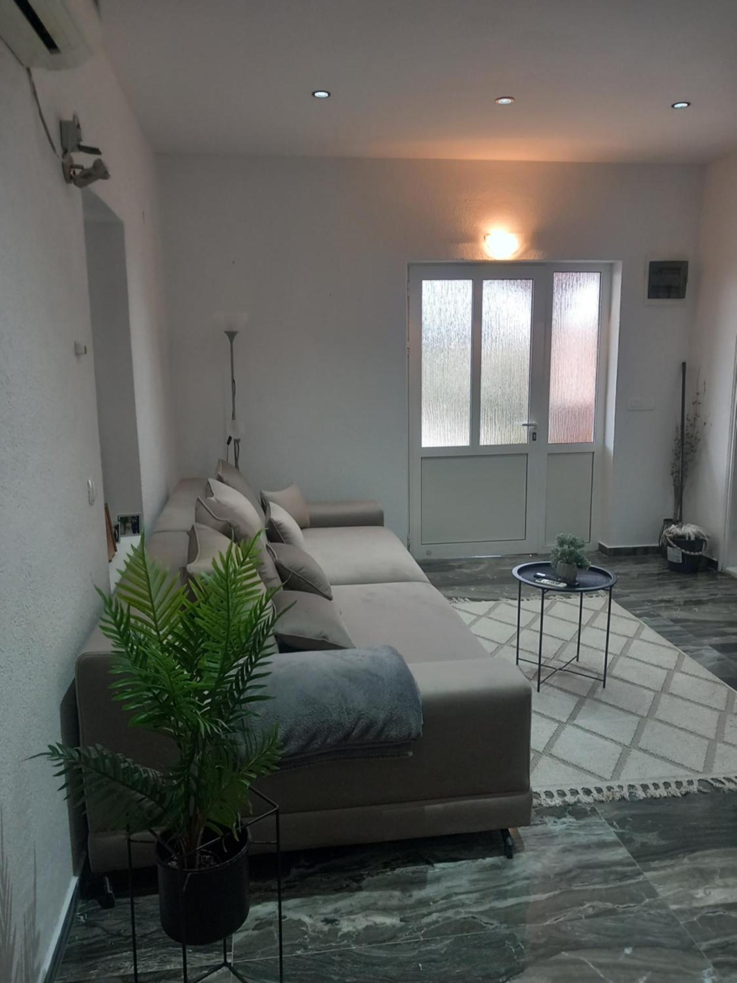 Apartmani Goga Biograd Na Moru Esterno foto