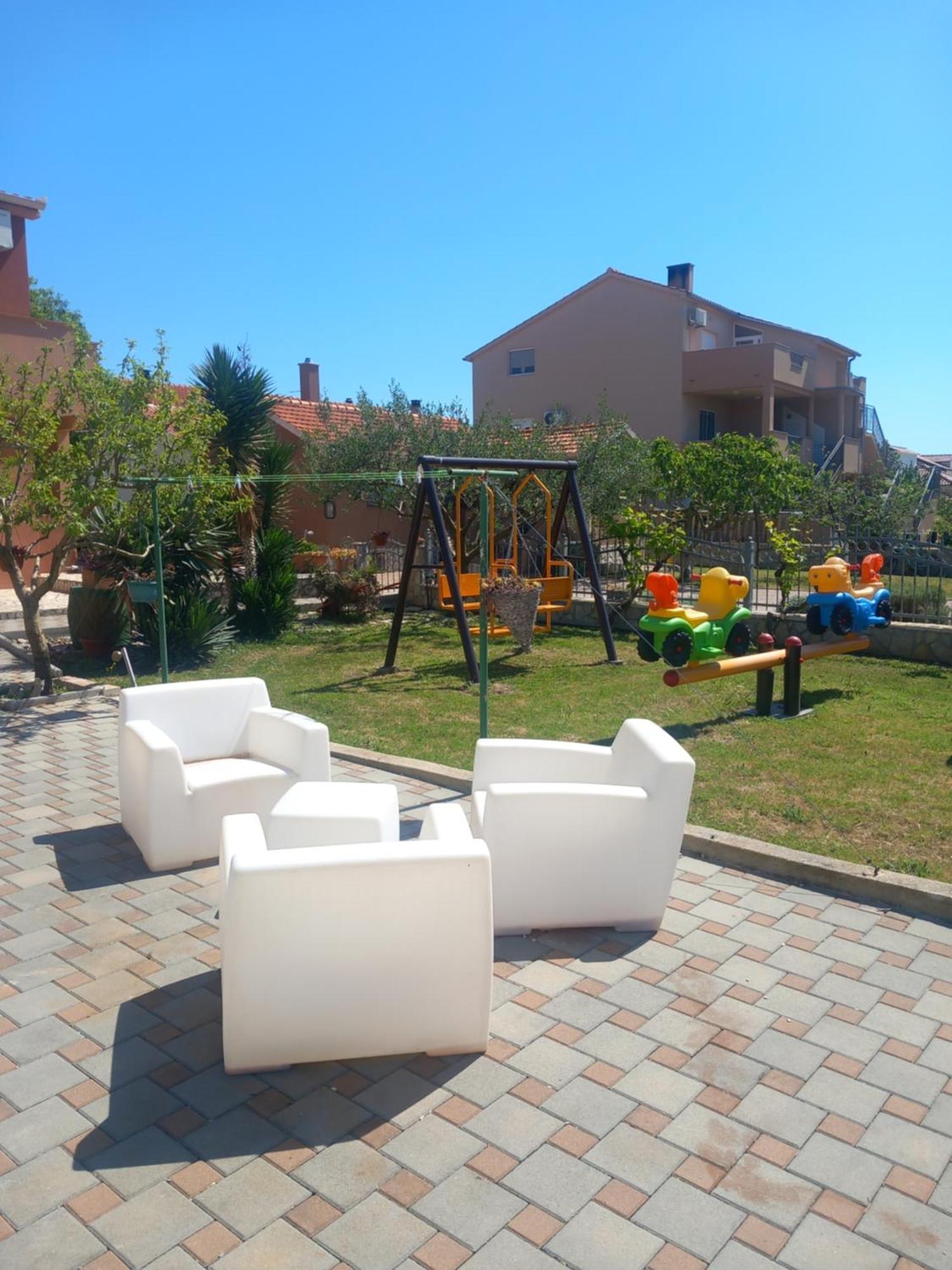Apartmani Goga Biograd Na Moru Esterno foto