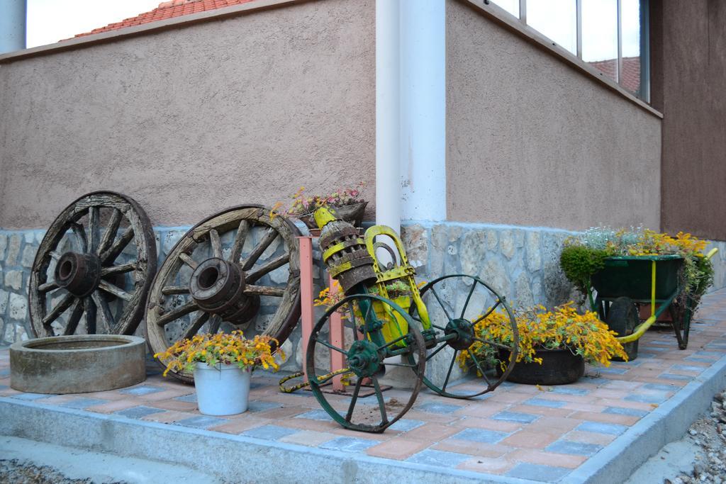 Apartmani Goga Biograd Na Moru Esterno foto